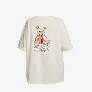 Nike Sportswear Women's T-shirt FQ6010-110 size S New with Tag